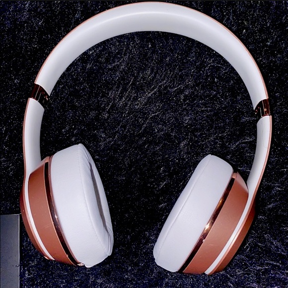 💎Beats By Dre Solo 3 Wireless Rose 🌹 Gold💎 - Picture 9 of 11